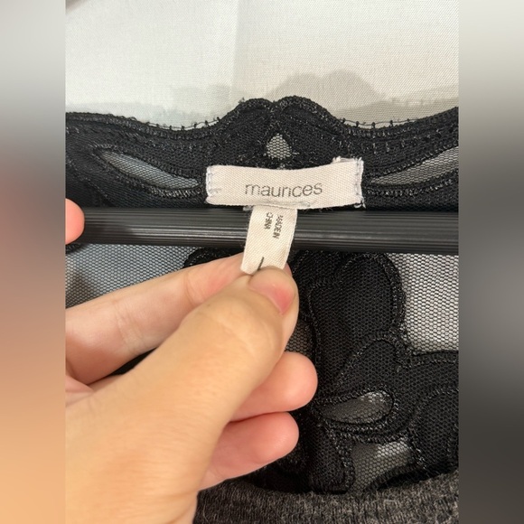 Maurices Gray Top M Lace Velvet Detail Bell Sleeves Fall Spooky season Classy - Picture 8 of 9